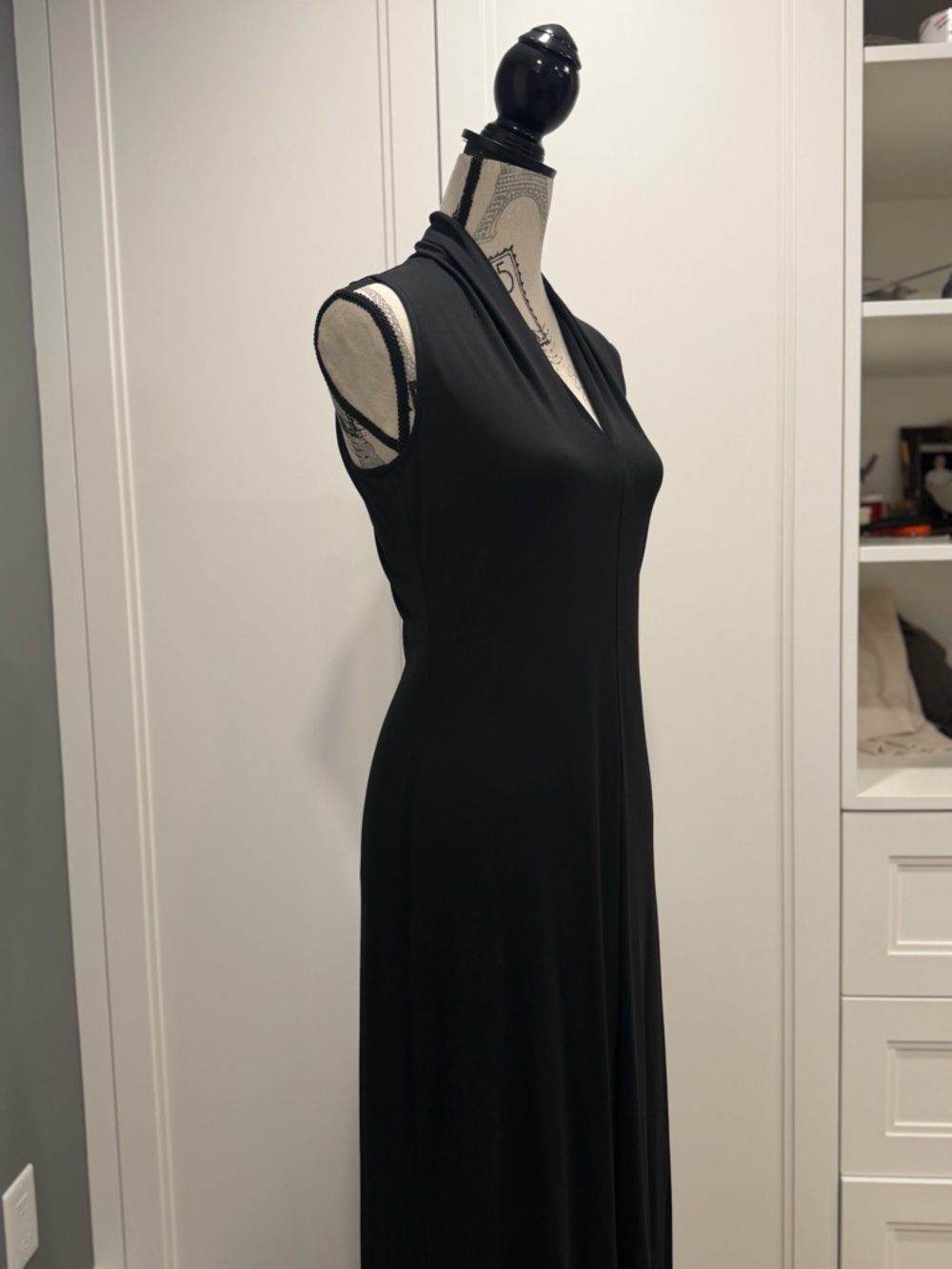 Banana Republic Black Sleeveless V-Neck Maxi Dress - Picture 5 of 11